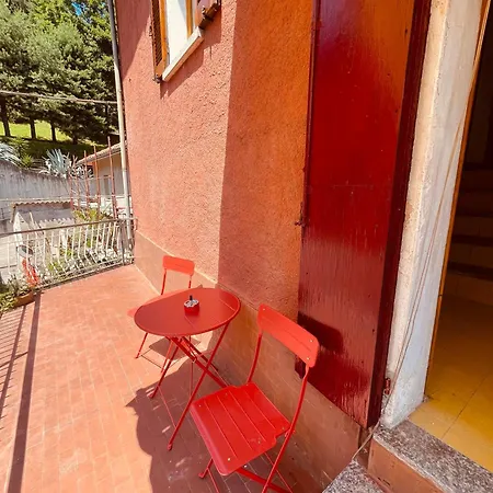 Casa Rossa Holiday home *