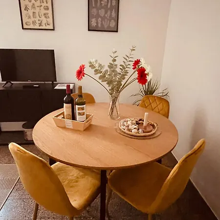Casa Rossa * Lesa