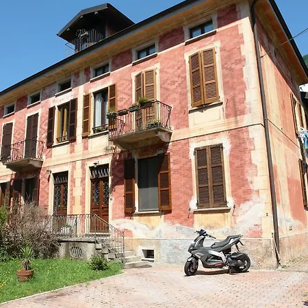 Casa Rossa * Cannobio